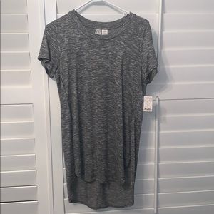 Grey/Black t-shirt